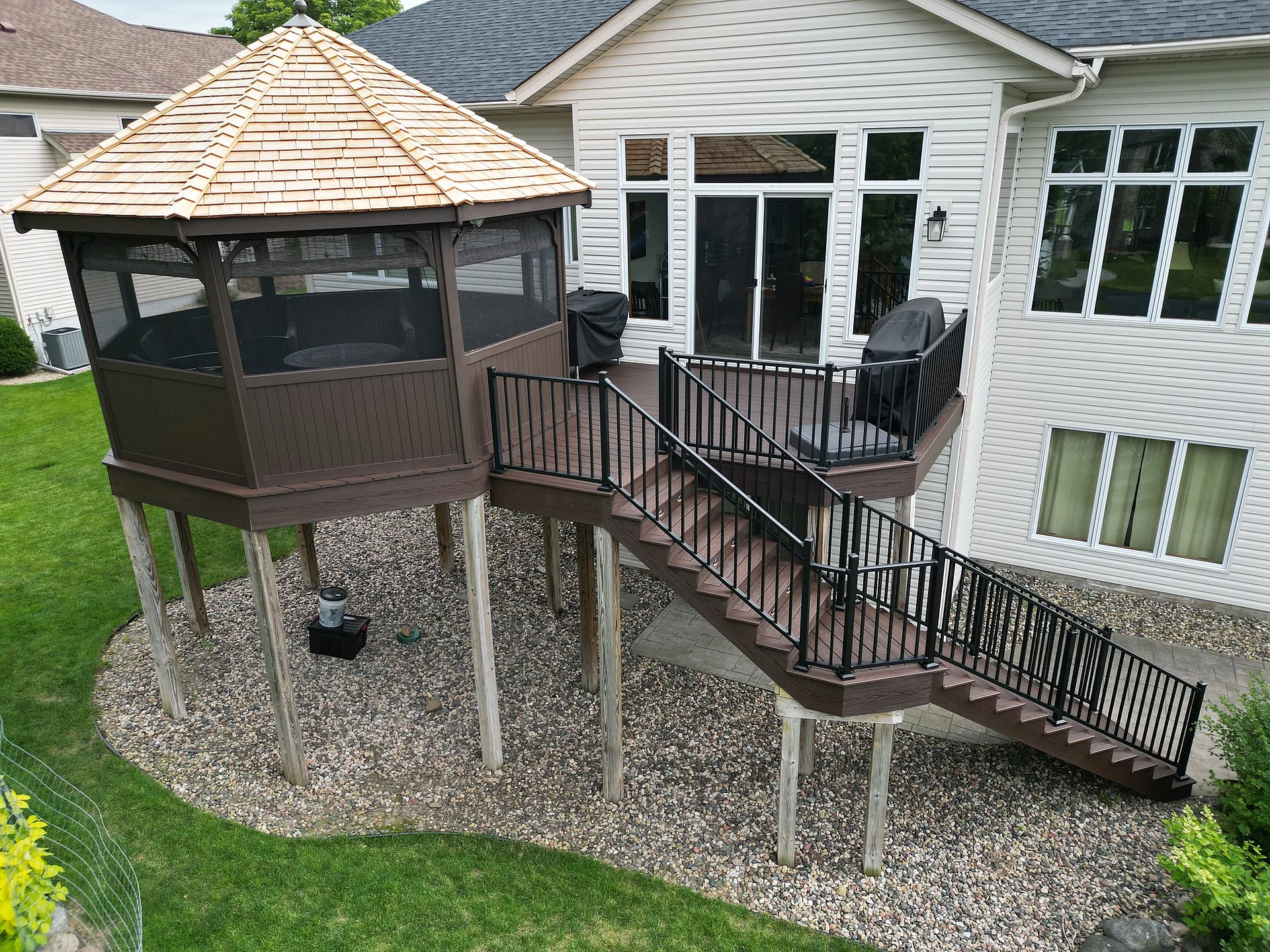 Deck Builder in Lino Lakes, MN | Rosebud Decks & Porches